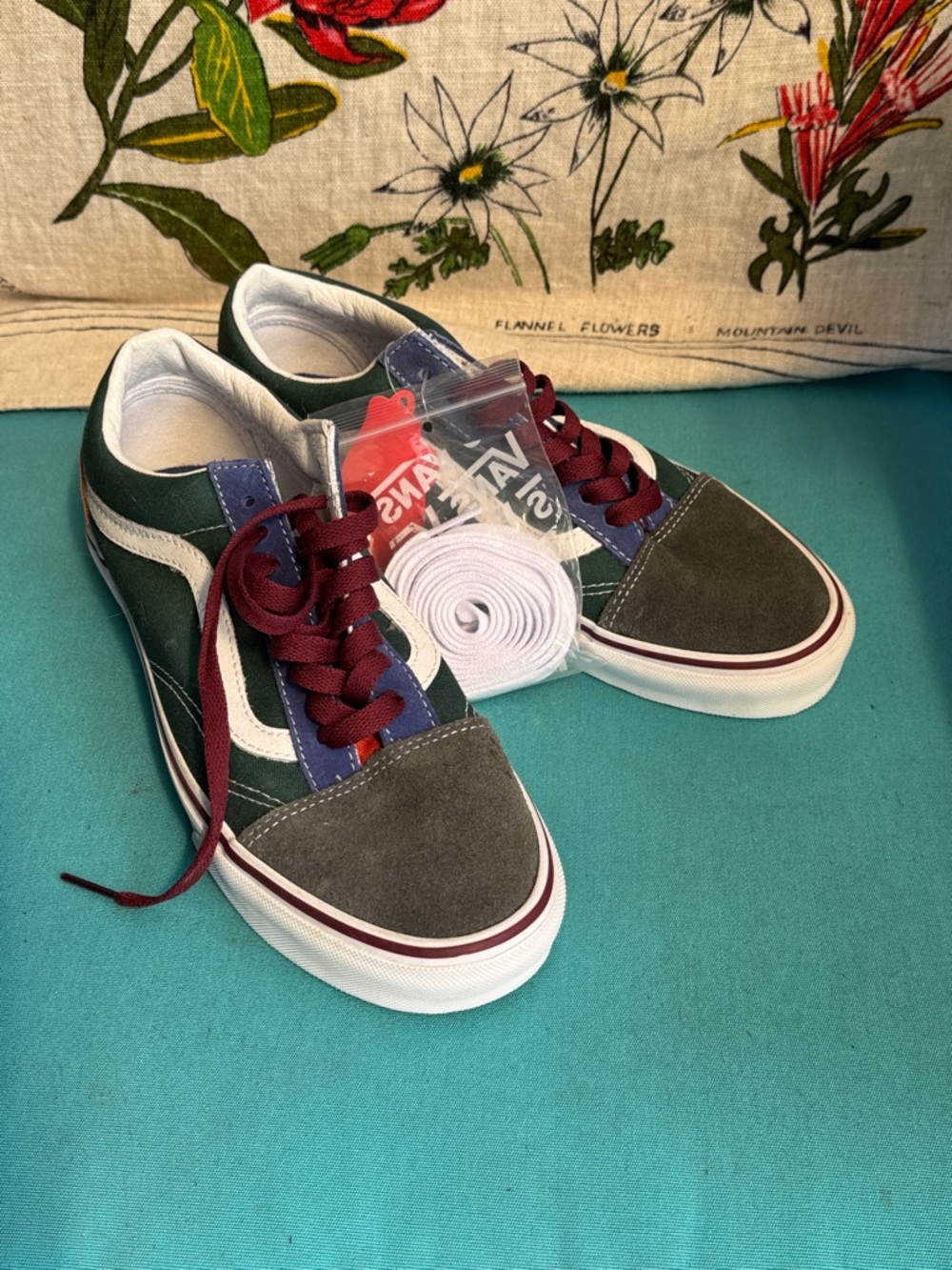 Vans Old Skool Sneakers in Green, Charcoal & Burgundy W8 M6.5